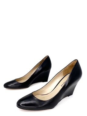 Via Spiga Wedge Heel Black Leather Women’s Shoe Size 8 (Euro 38) Almond Toe